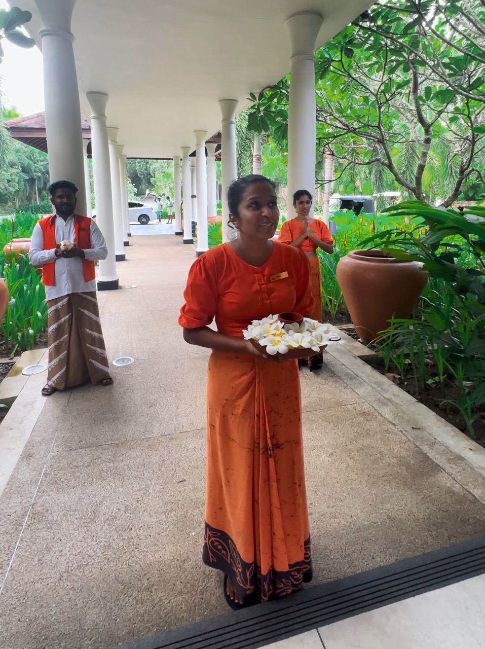 anantara tangalle goodbye gestures hospitality gossip for good 1