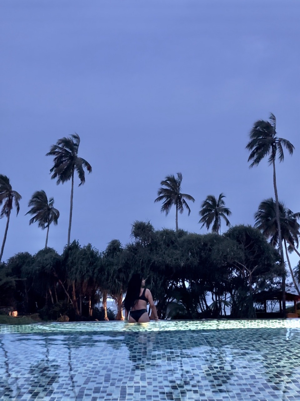 anantara tangalle pool night swim gossip for good 1