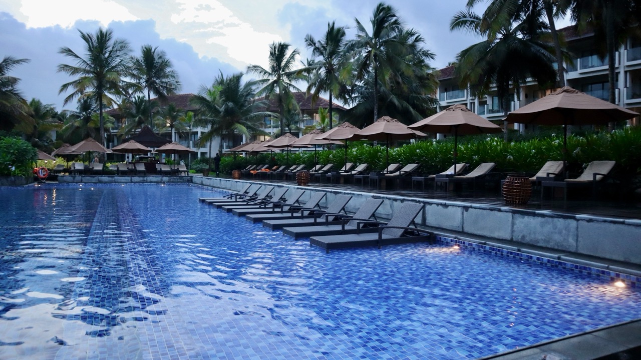 anantara tangalle pool night swim gossip for good 2